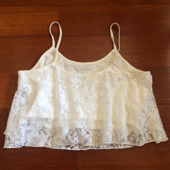 lace crop top - Picture 2 of 4